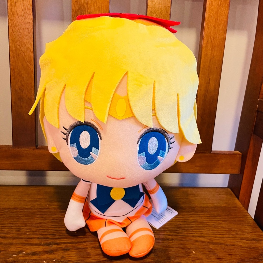 Pretty guardian sailor moon 15” plush - Venus